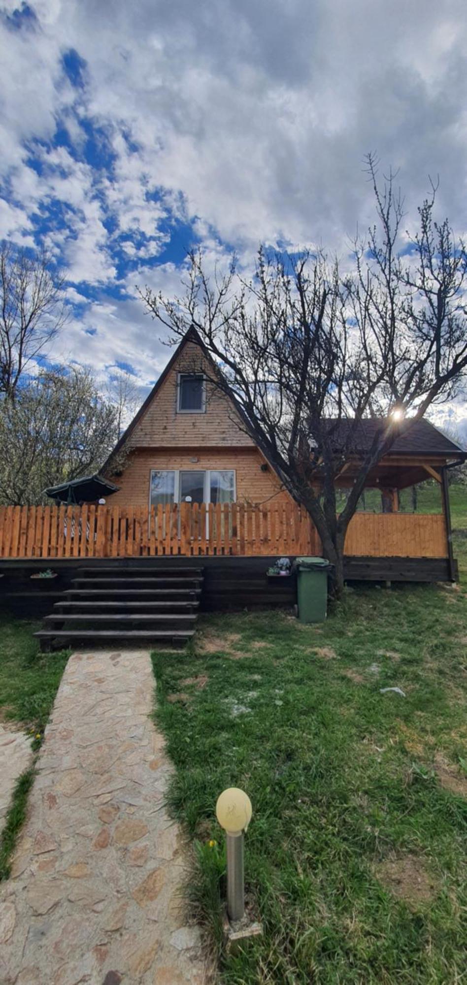 Cabana Din Livada Pucioasa Kültér fotó